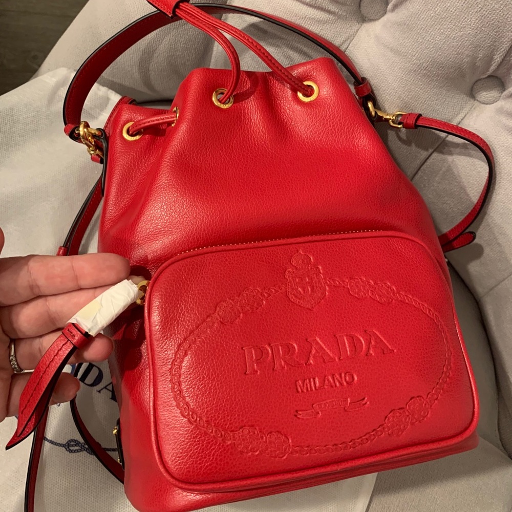 Prada red bucket bag - brand new - Picture 2 of 8